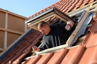 Pose de fenêtres de toit Velux à Saint-Andeux